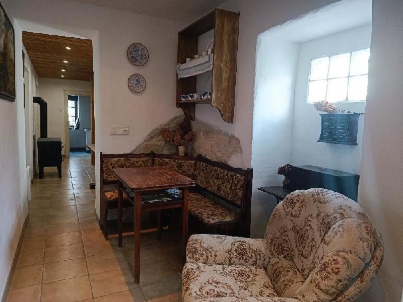 Ubytovani Pod Jilmem Zar Extérieur photo